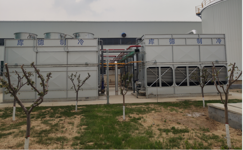 淄博藥廠訂購(gòu)低溫蒸發(fā)冷式一體化冷水機(jī)組正式投入使用